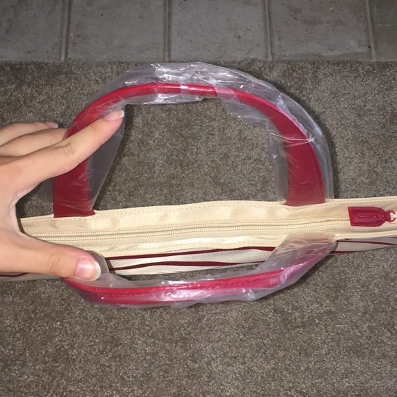 Clarins Bag - Picture 3 of 6